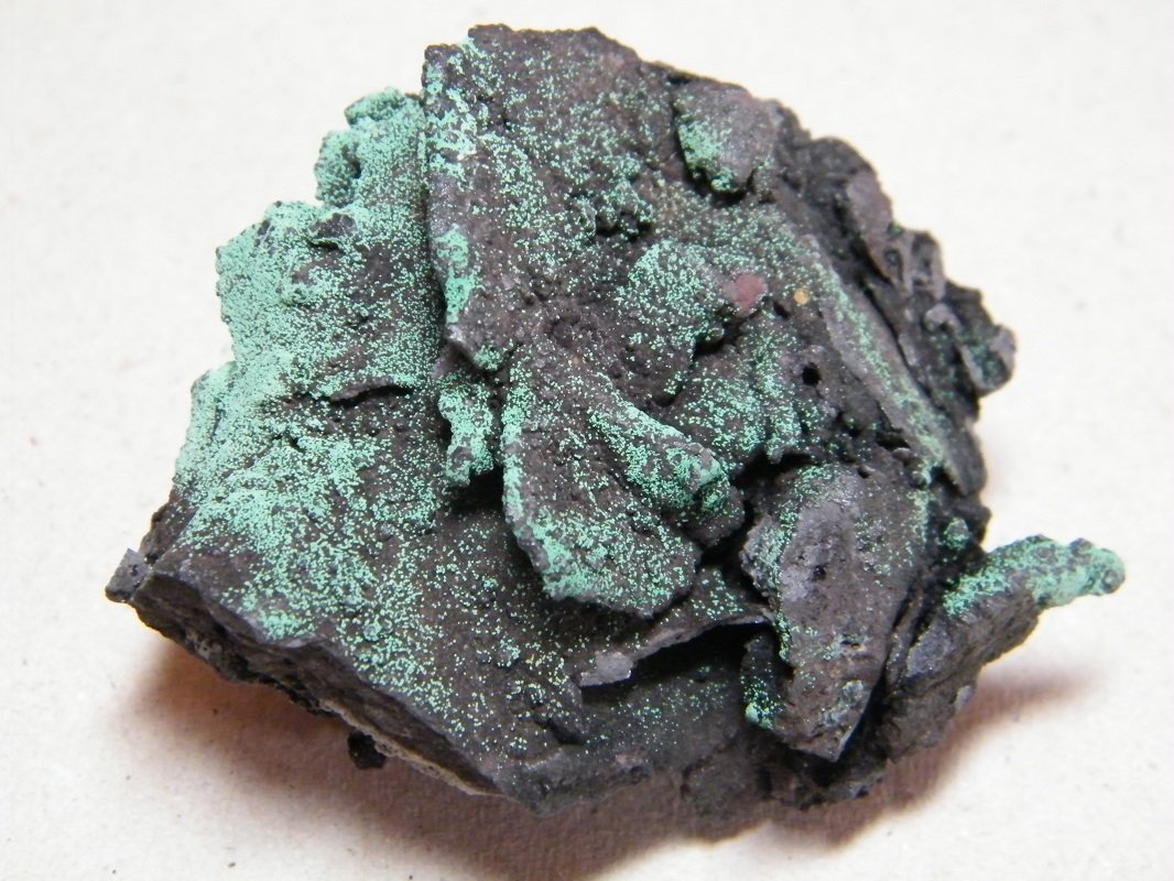Malachite
60mm x 58mm x 38mm
(Autor: Heimo Hellwig)