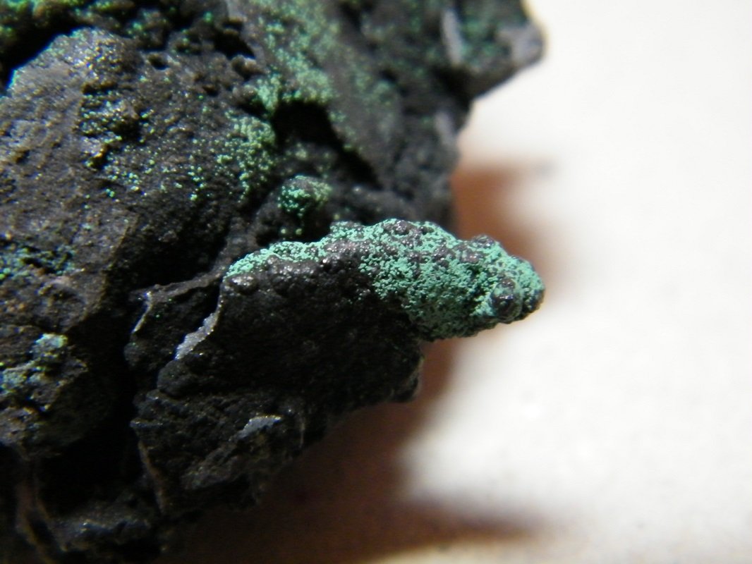 Malachite
60mm x 58mm x 38mm
(Autor: Heimo Hellwig)