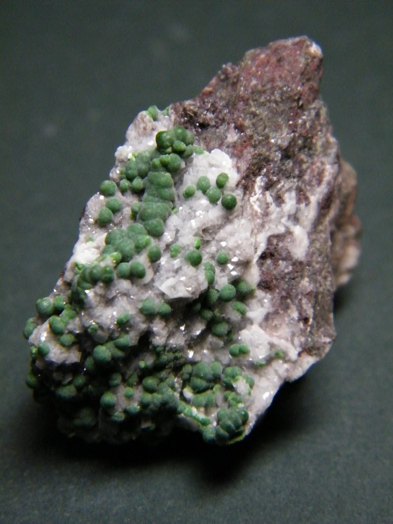 Mottramite on Calcite
21mm x 35mm x 32mm
(Autor: Heimo Hellwig)