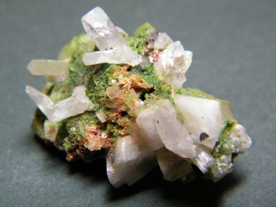 Calcite and Duftite
36mm x 20mm x 14mm
(Autor: Heimo Hellwig)
