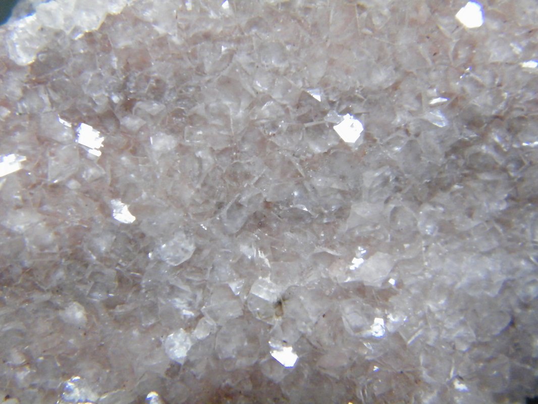 Calcite
67mm x 48mm x 24mm
(Autor: Heimo Hellwig)