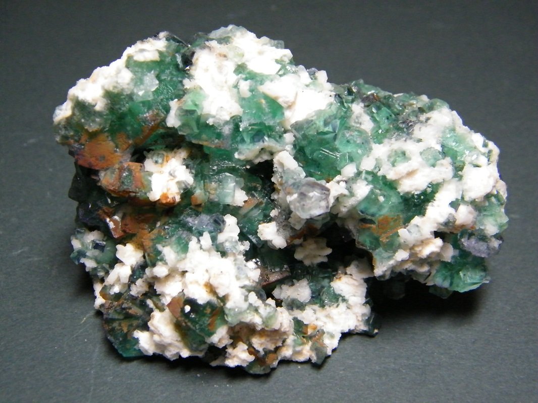 Fluorite
78mm x 54mm x 52mm
(Autor: Heimo Hellwig)
