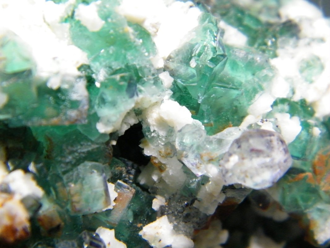 Fluorite
78mm x 54mm x 52mm
(Autor: Heimo Hellwig)