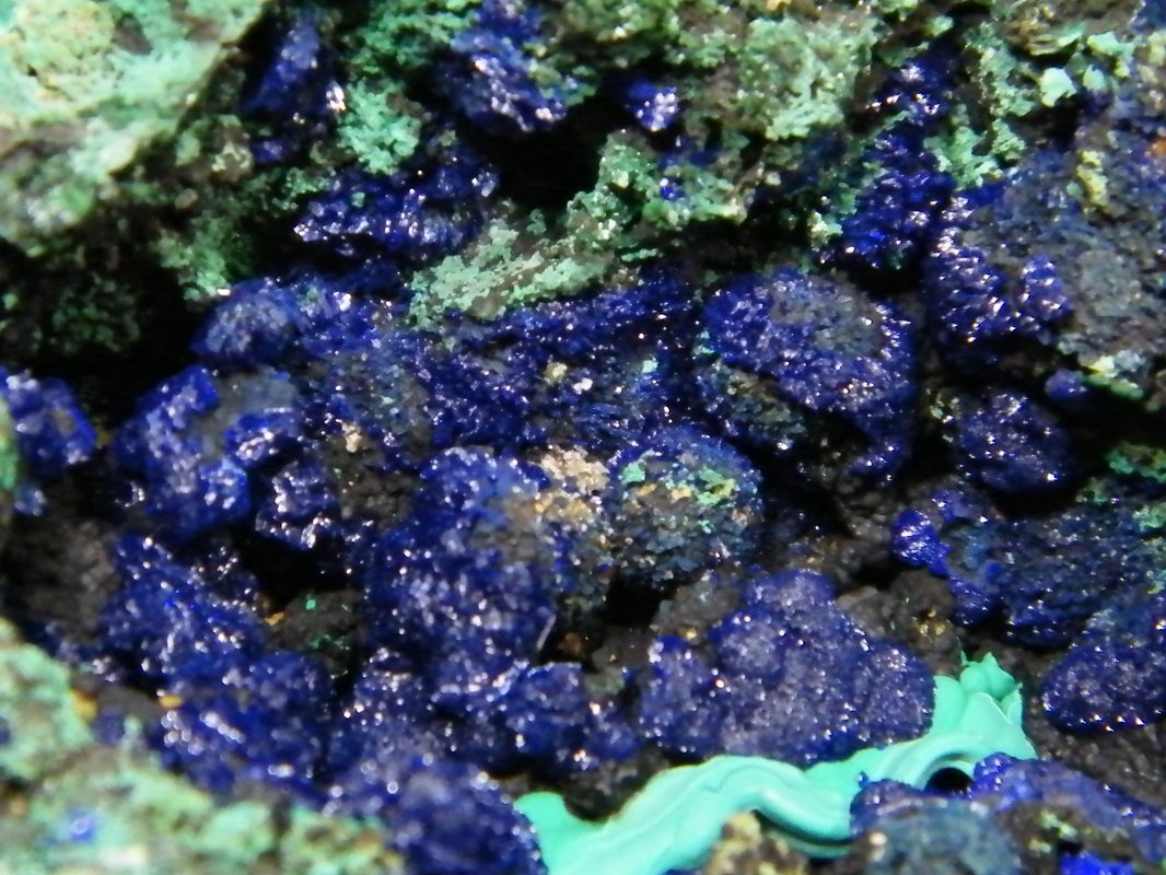 Azurite and Malachite
85mm x 60mm x 41mm
(Autor: Heimo Hellwig)
