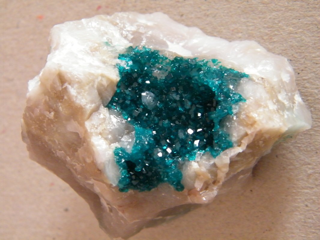 Dioptase
54mm x 34mm x 42mm
(Autor: Heimo Hellwig)