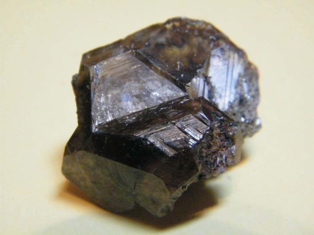 Cerussite
30mm x 24mm x 14mm
(Autor: Heimo Hellwig)