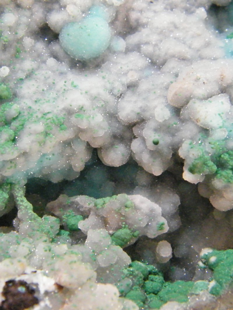 Chrysocolla, Malachite and Quartz
127mm x 109mm x 52mm
(Autor: Heimo Hellwig)