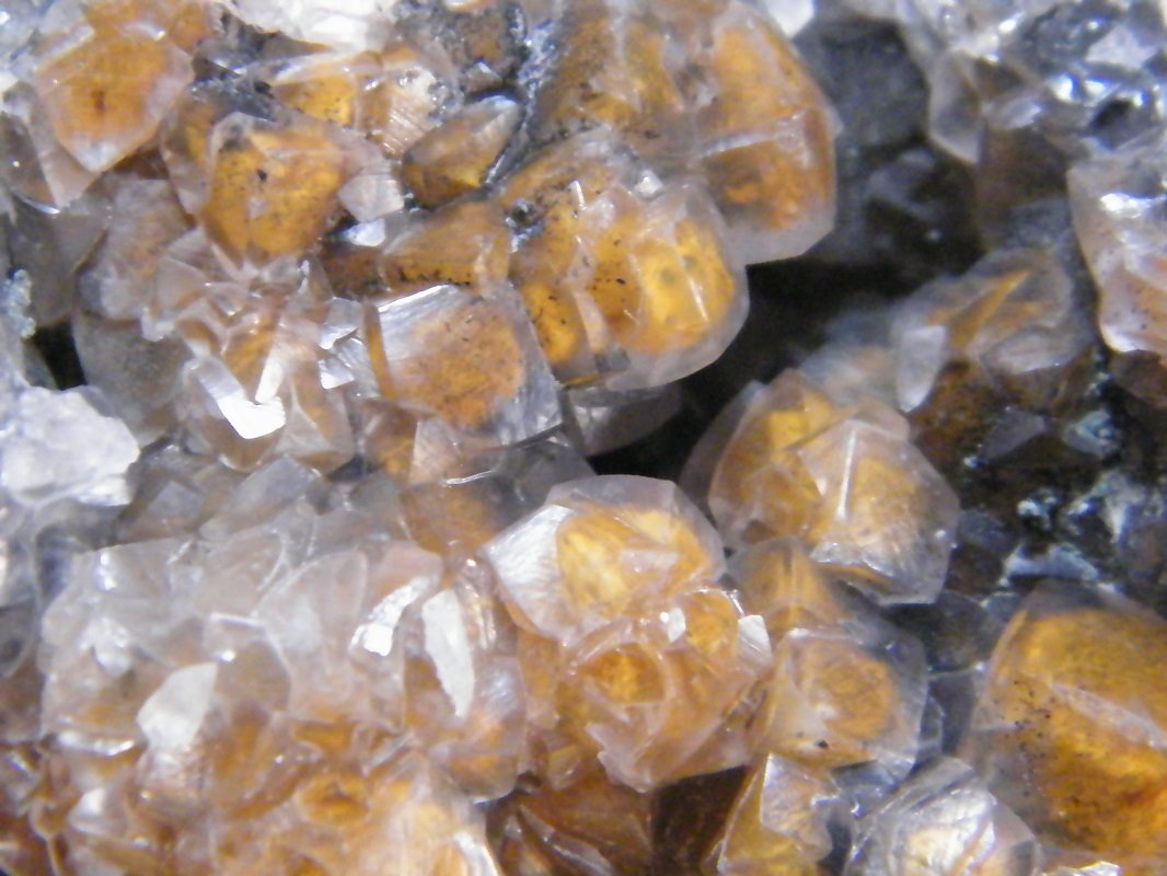 Smithsonite
147mm x 70mm x 38mm
(Autor: Heimo Hellwig)