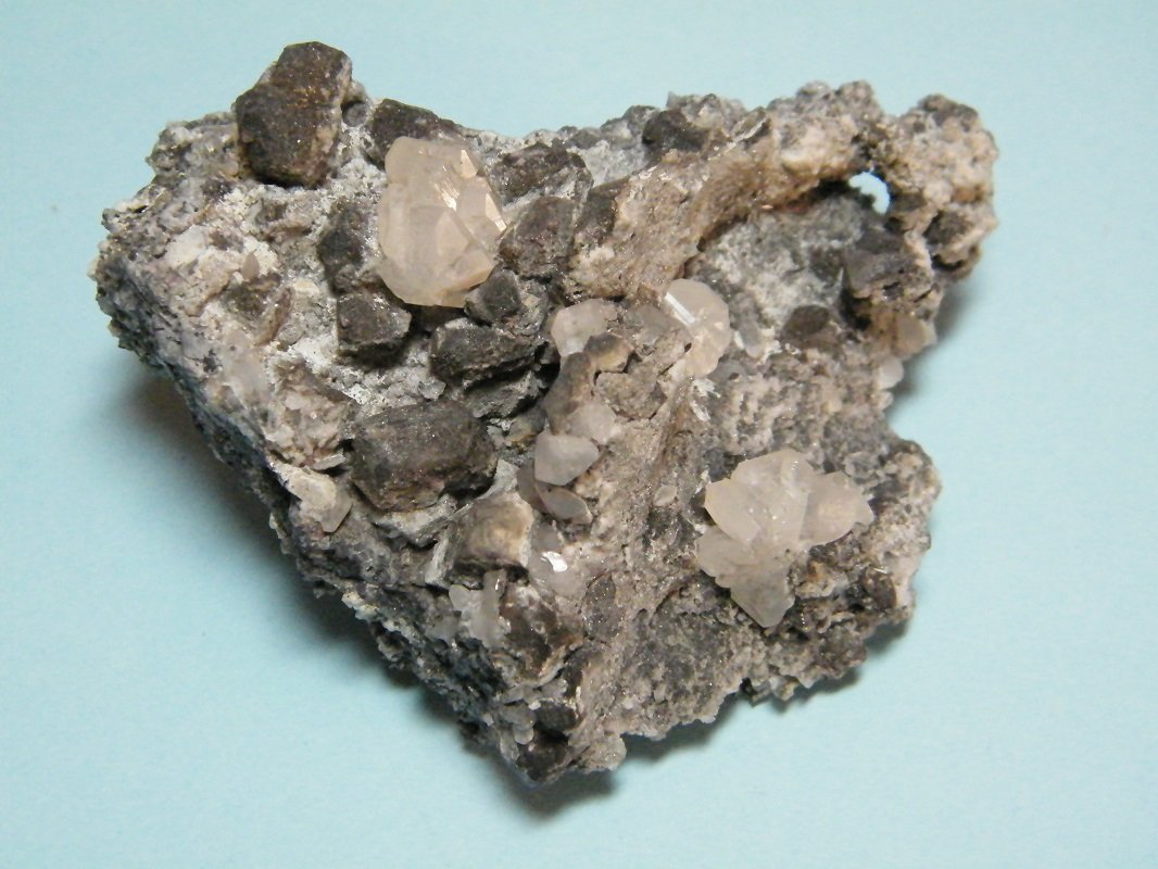 Cerussite
75mm x 73mm x 40mm
(Autor: Heimo Hellwig)
