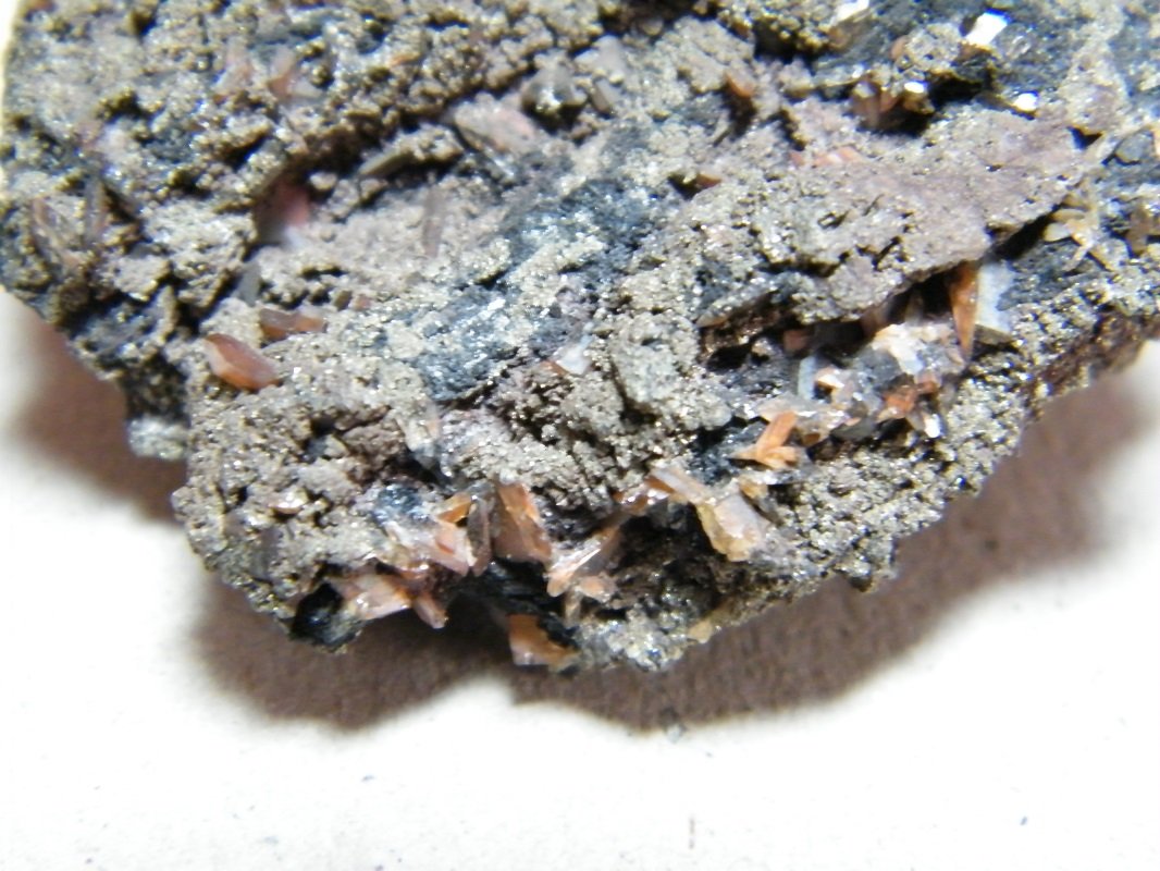 Wulfenite and Pyrite
47mm x 42mm x 20mm
(Autor: Heimo Hellwig)