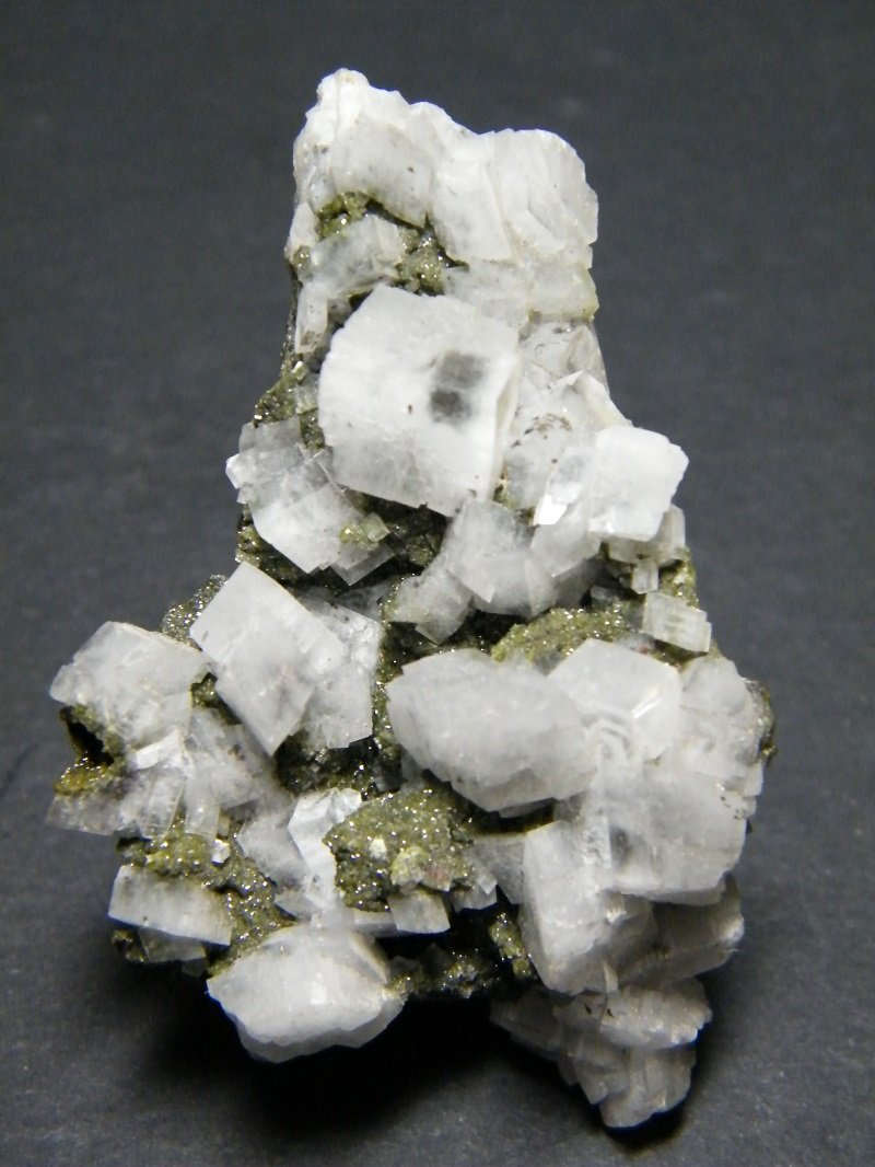 Calcite and Mottramite
38mm x 60mm x 32mm
(Autor: Heimo Hellwig)