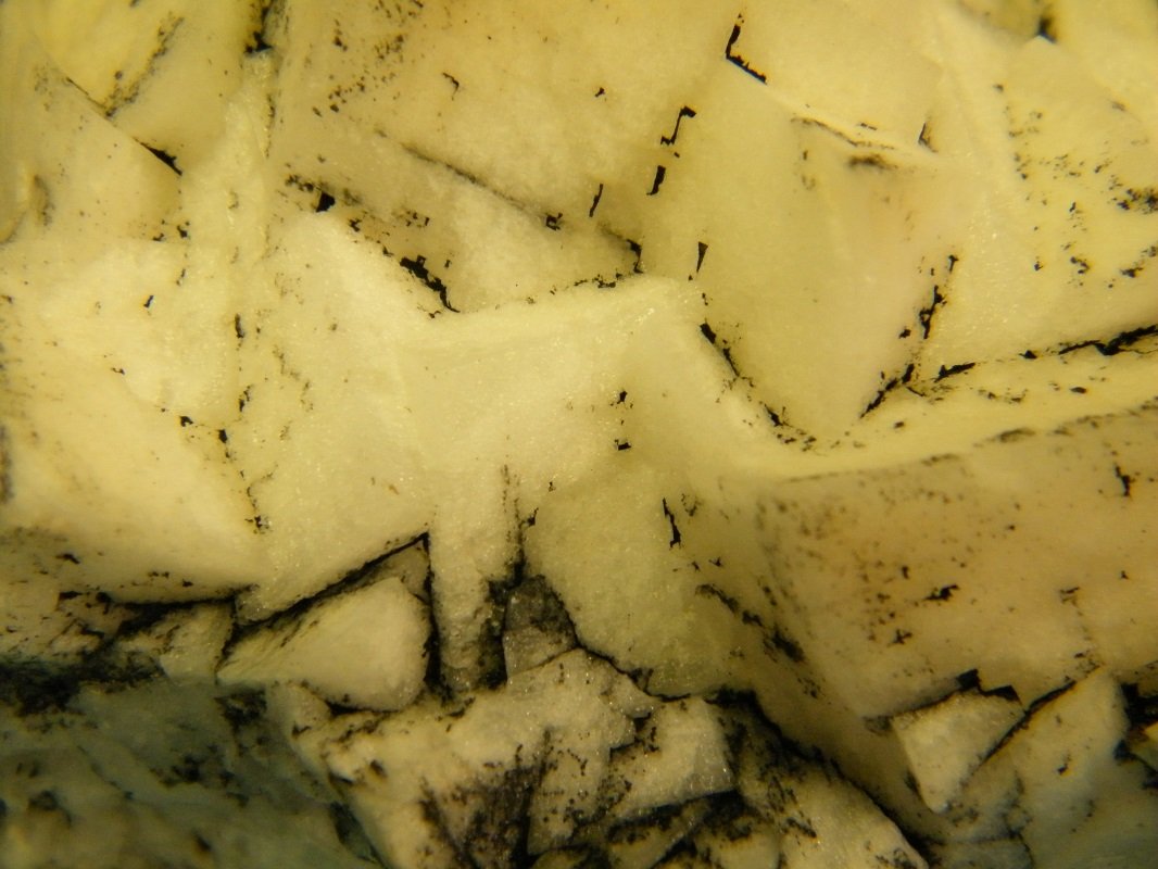 Calcite
137mm x 86mm x 48mm
(Autor: Heimo Hellwig)