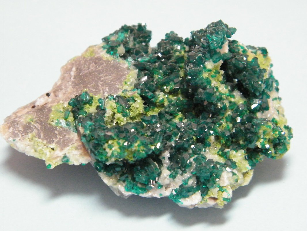 Dioptase, Calcite and Duftite
68mm x 50mm x 34mm
(Autor: Heimo Hellwig)