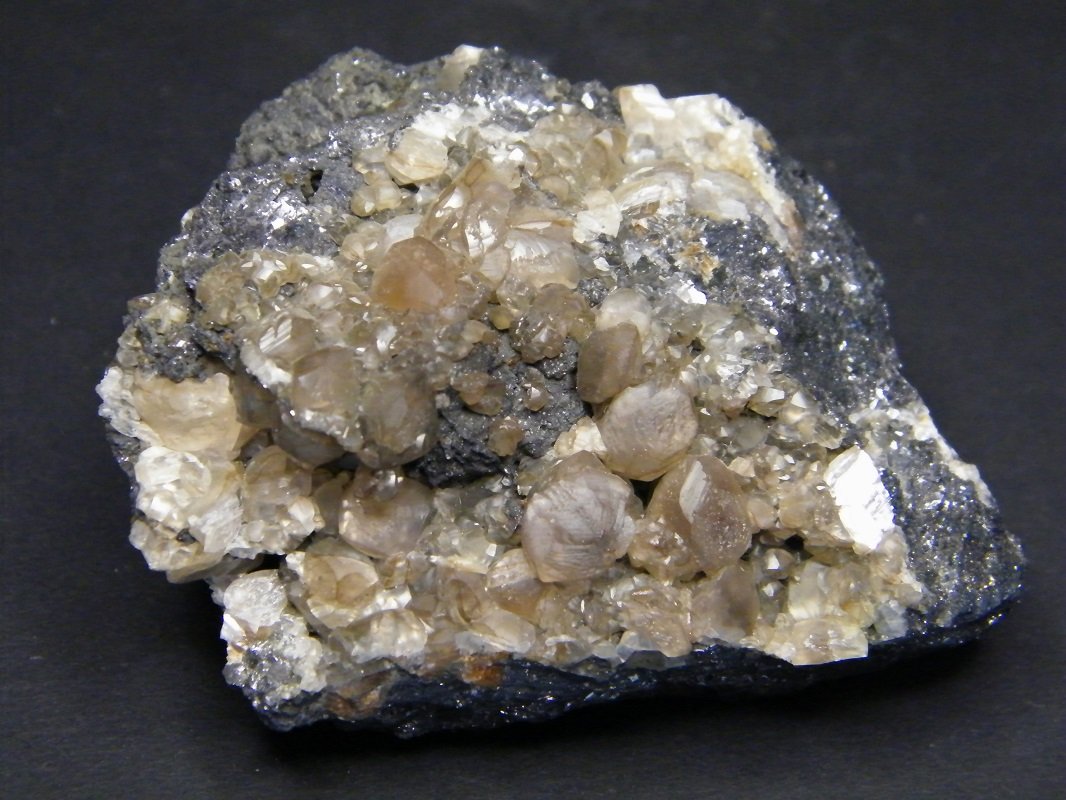 Smithsonite
70mm x 58mm x 35mm
(Autor: Heimo Hellwig)