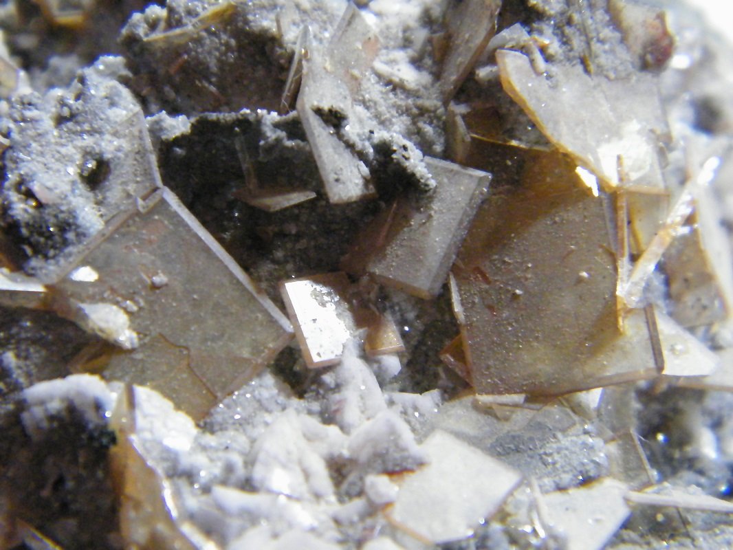 Wulfenite
120x80mm
(Autor: Heimo Hellwig)