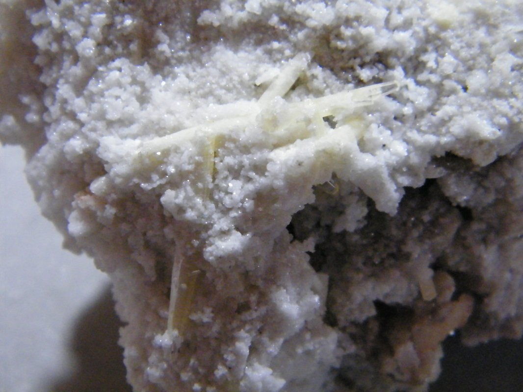 Mimetite
90x90mm
(Autor: Heimo Hellwig)