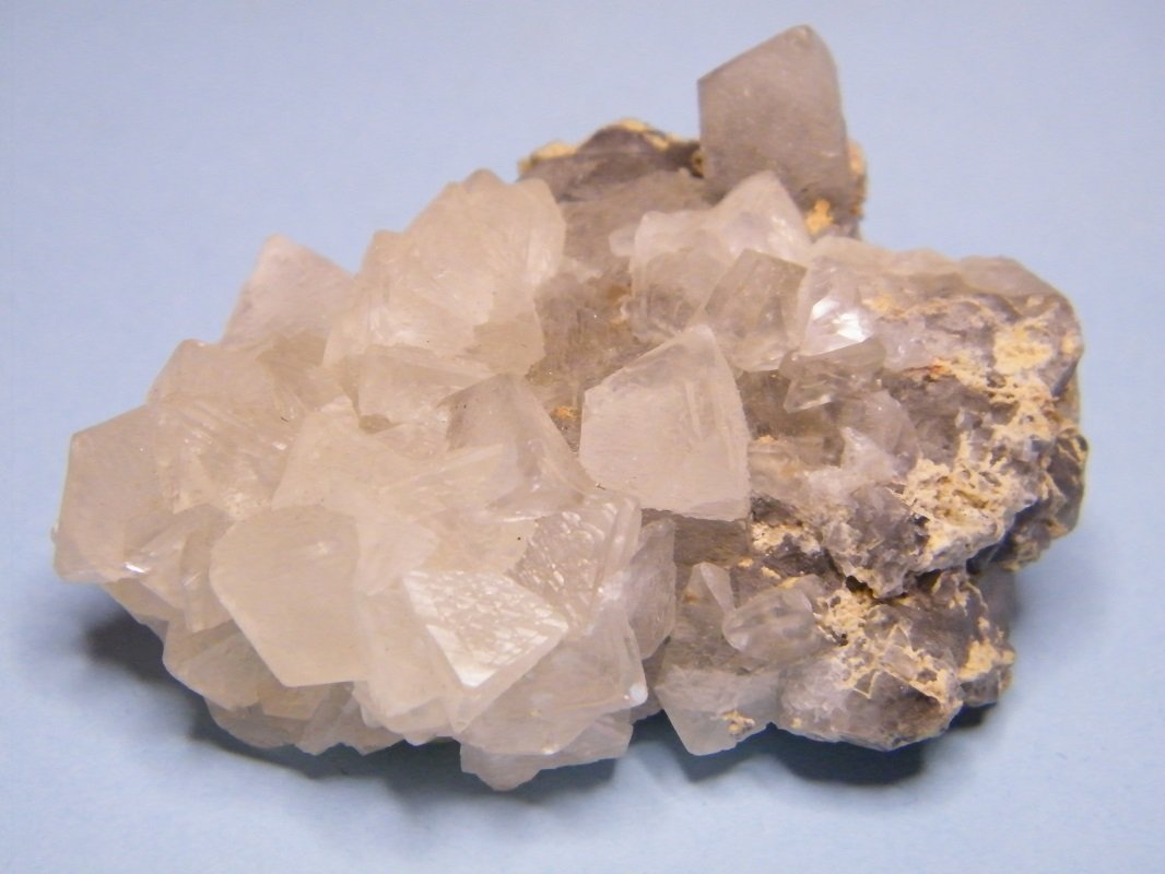 Smithsonite
58mm x 47mm x 24mm
(Autor: Heimo Hellwig)