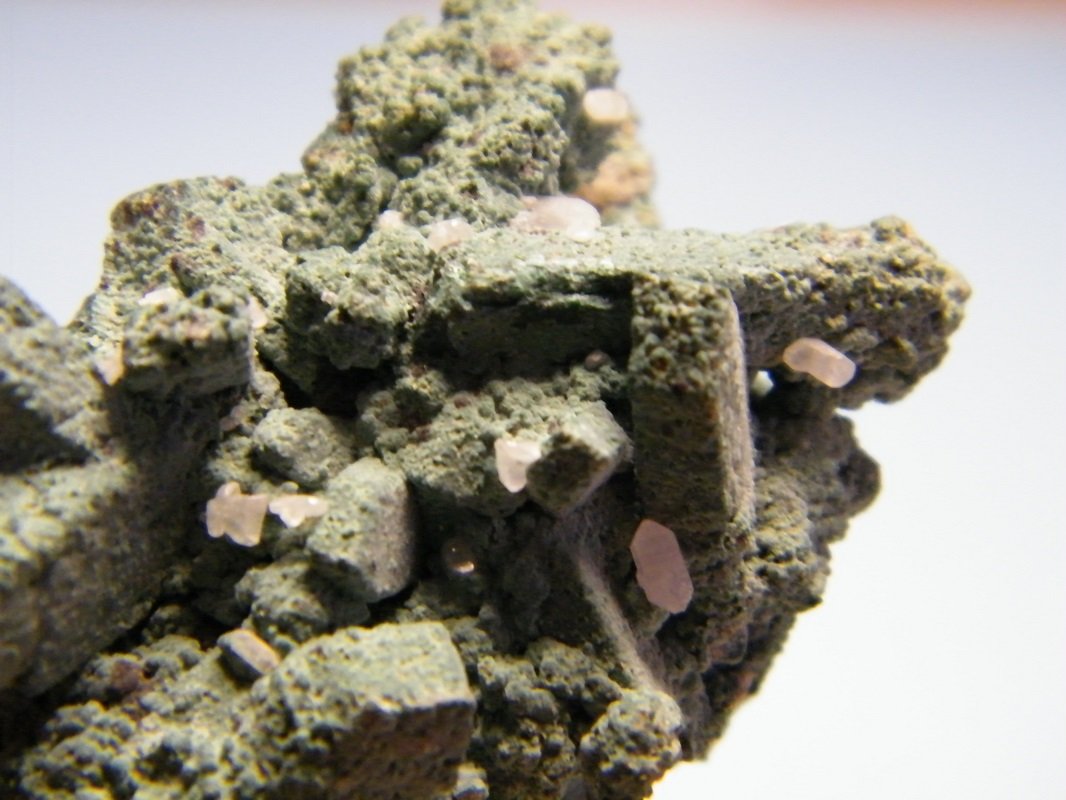 Malachite after Azurite and Cerussite
45mm x 34mm x 25mm
(Autor: Heimo Hellwig)