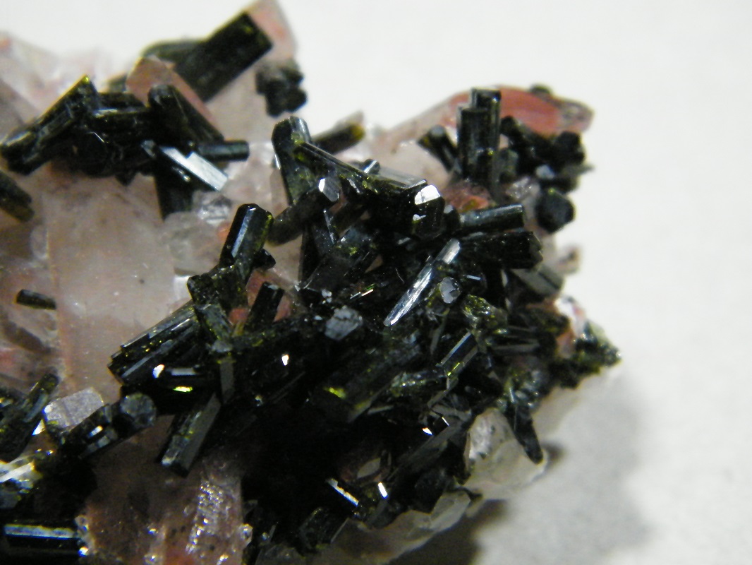 Epidote and Quartz
60x40mm
(Autor: Heimo Hellwig)