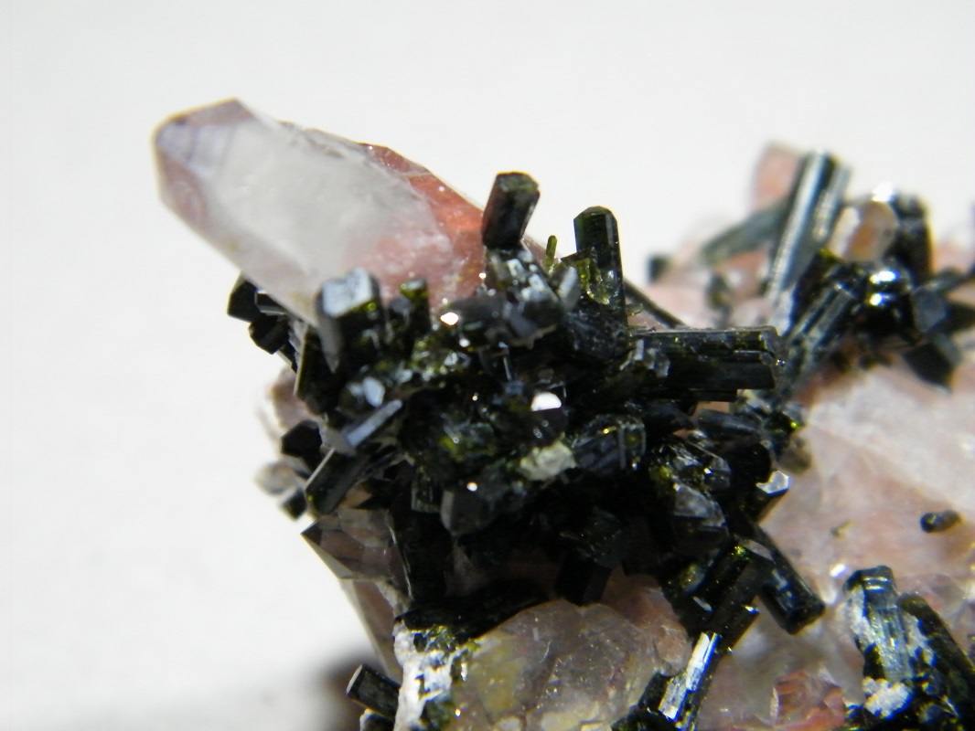 Epidote and Quartz
60x40mm
(Autor: Heimo Hellwig)
