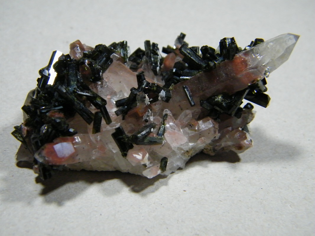 Epidote and Quartz
60x40mm
(Autor: Heimo Hellwig)