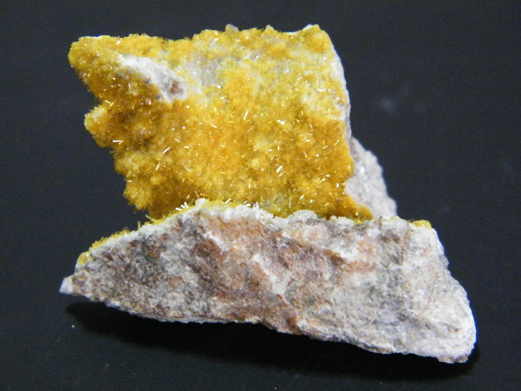 Arsenbrackebuschite
43mm x 27mm x 28mm
(Autor: Heimo Hellwig)