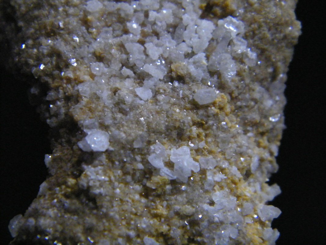Dolomite
330x250x100
(Autor: Heimo Hellwig)