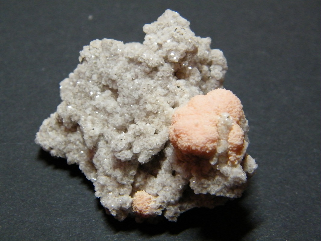 Rhodochrosite on Calcite
50x40mm
(Autor: Heimo Hellwig)