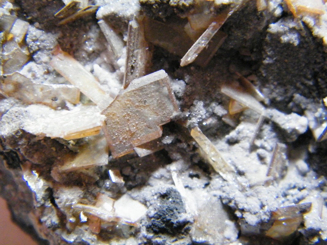 Wulfenite
120x80x50mm
(Autor: Heimo Hellwig)