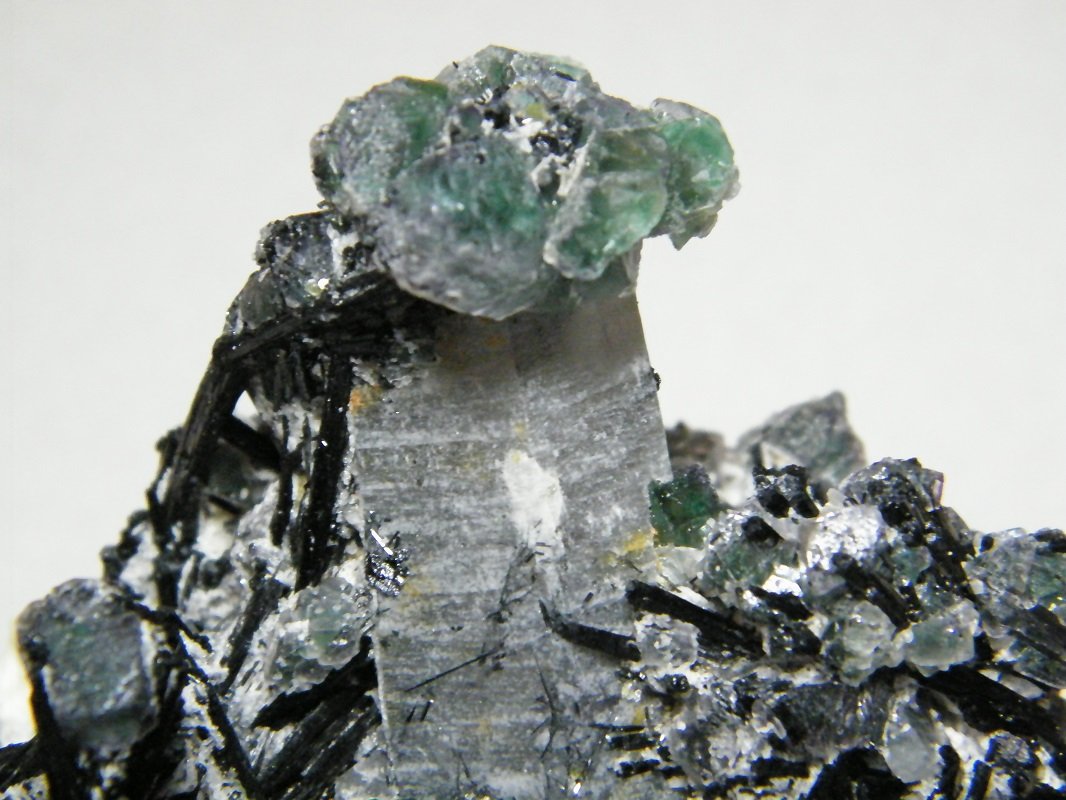 Schorl, Quartz and Fluorite
200x130x120mm
(Autor: Heimo Hellwig)