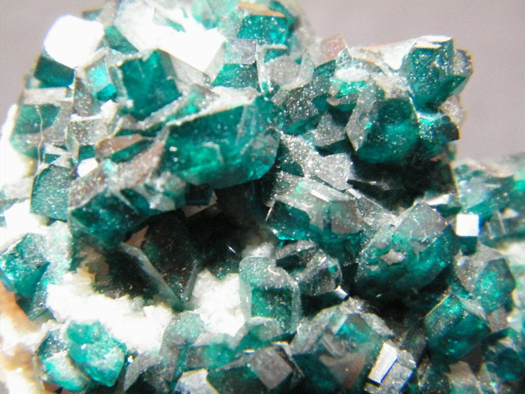 Dioptase
40x50x35mm
(Autor: Heimo Hellwig)