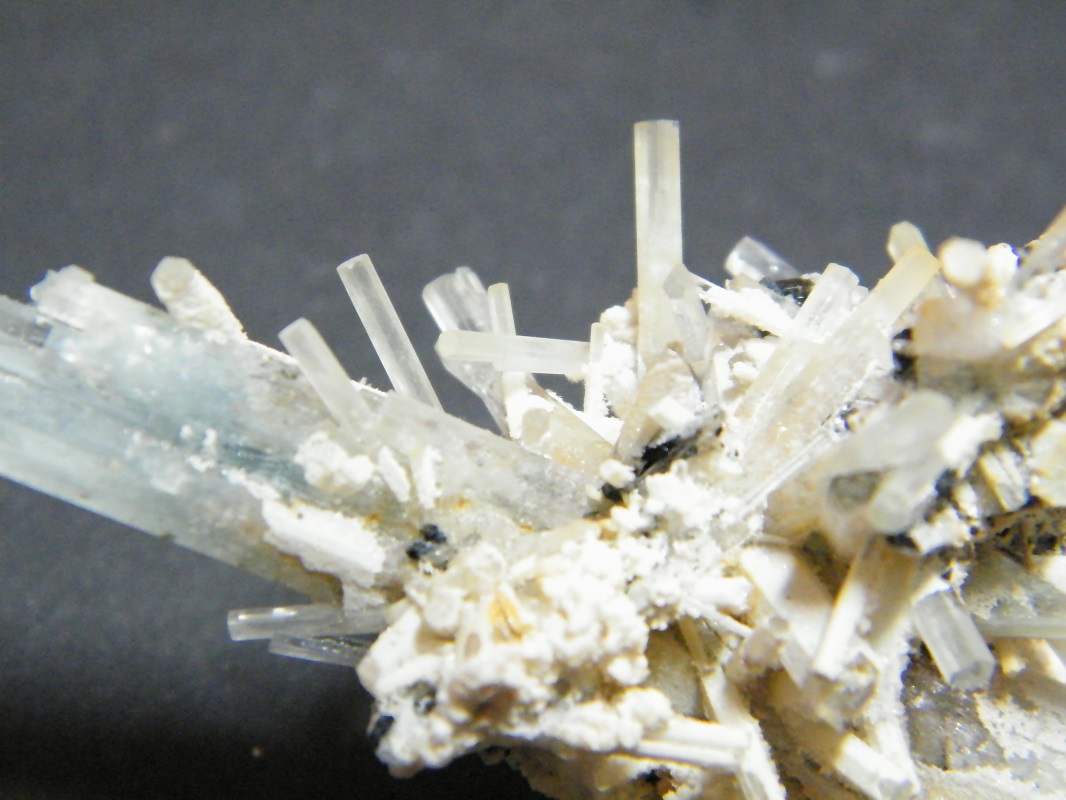 Beryl (variety aquamarine)
45x40mm
(Autor: Heimo Hellwig)