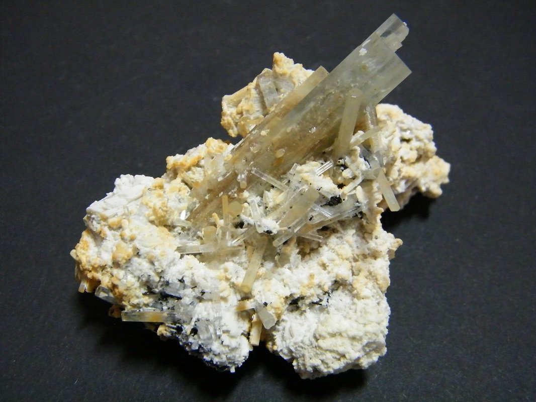Beryl (variety aquamarine)
75x40x45mm
(Autor: Heimo Hellwig)