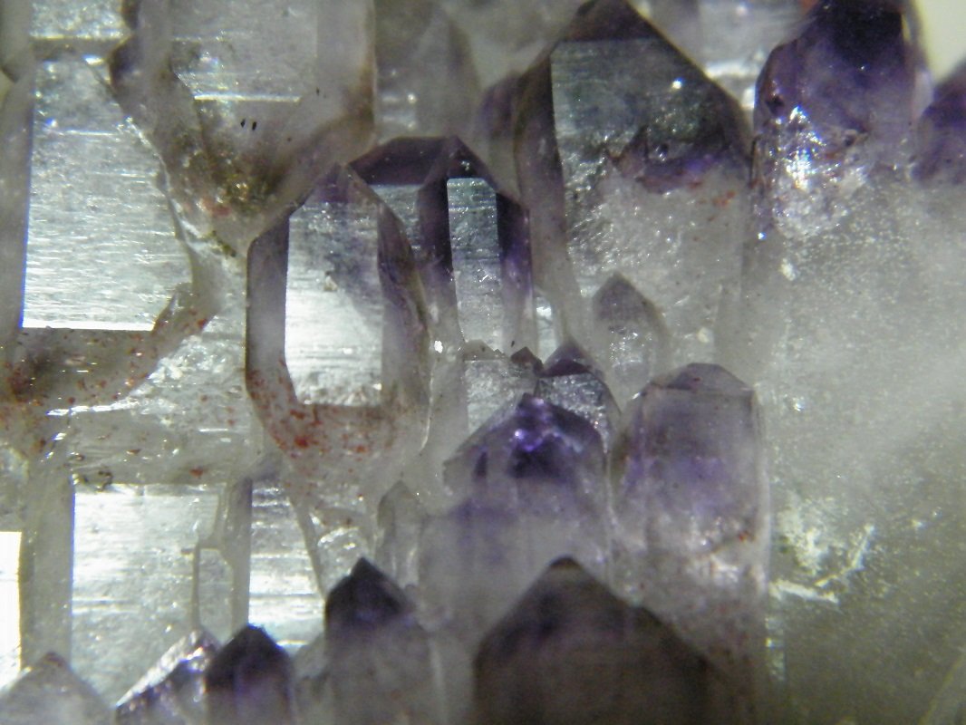 Quartz (variety amethyst)
90x80x60mm
(Autor: Heimo Hellwig)