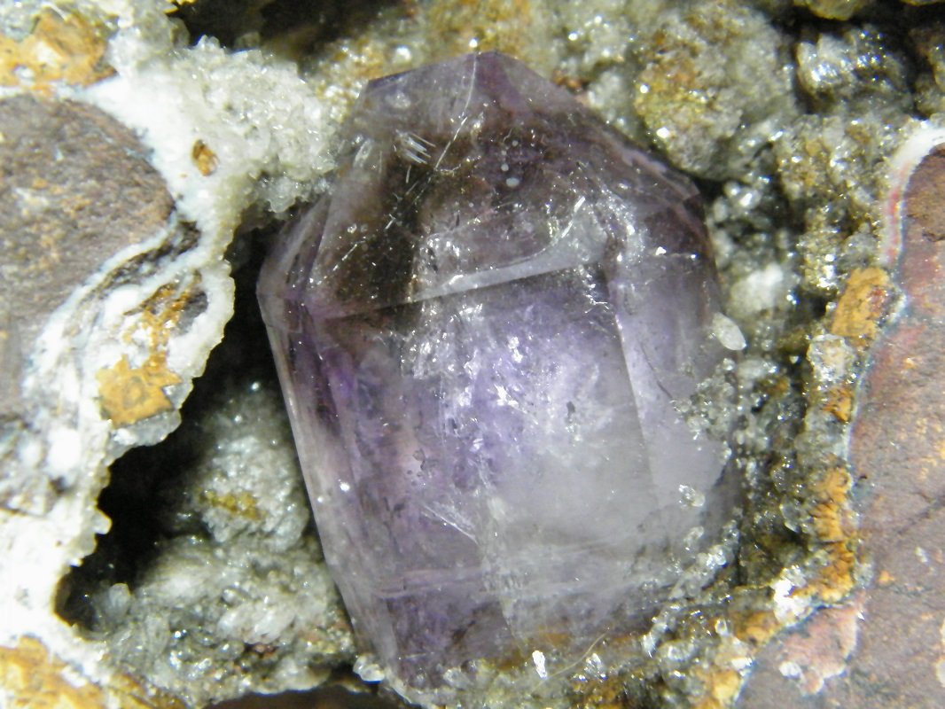 Quartz (variety amethyst)
65x80x60mm
(Autor: Heimo Hellwig)