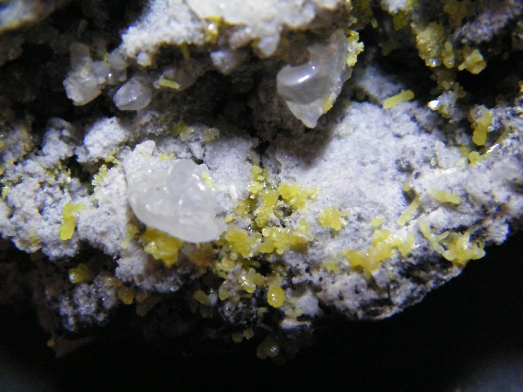 Mimetite, Cerussite
80x50x50mm
(Autor: Heimo Hellwig)