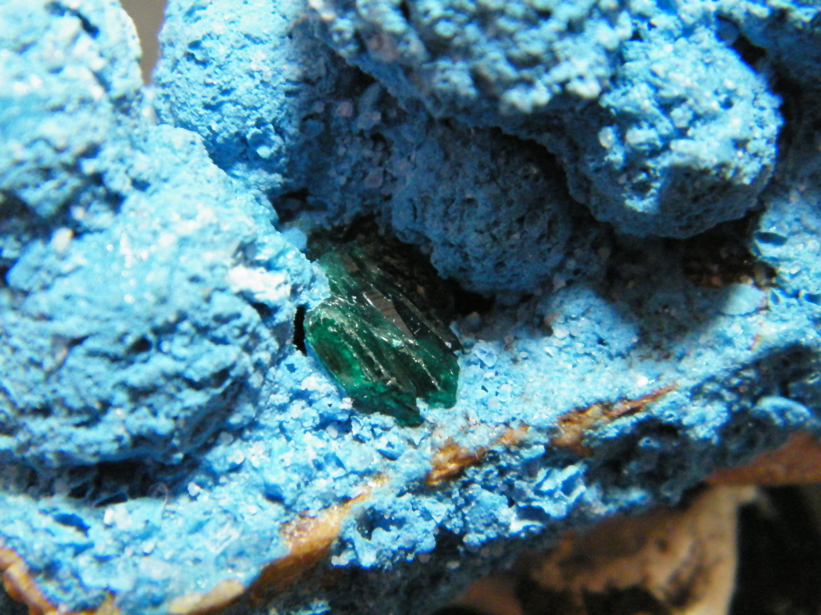 Shattuckite, Malachite, Dioptase
80x50x35mm
(Autor: Heimo Hellwig)