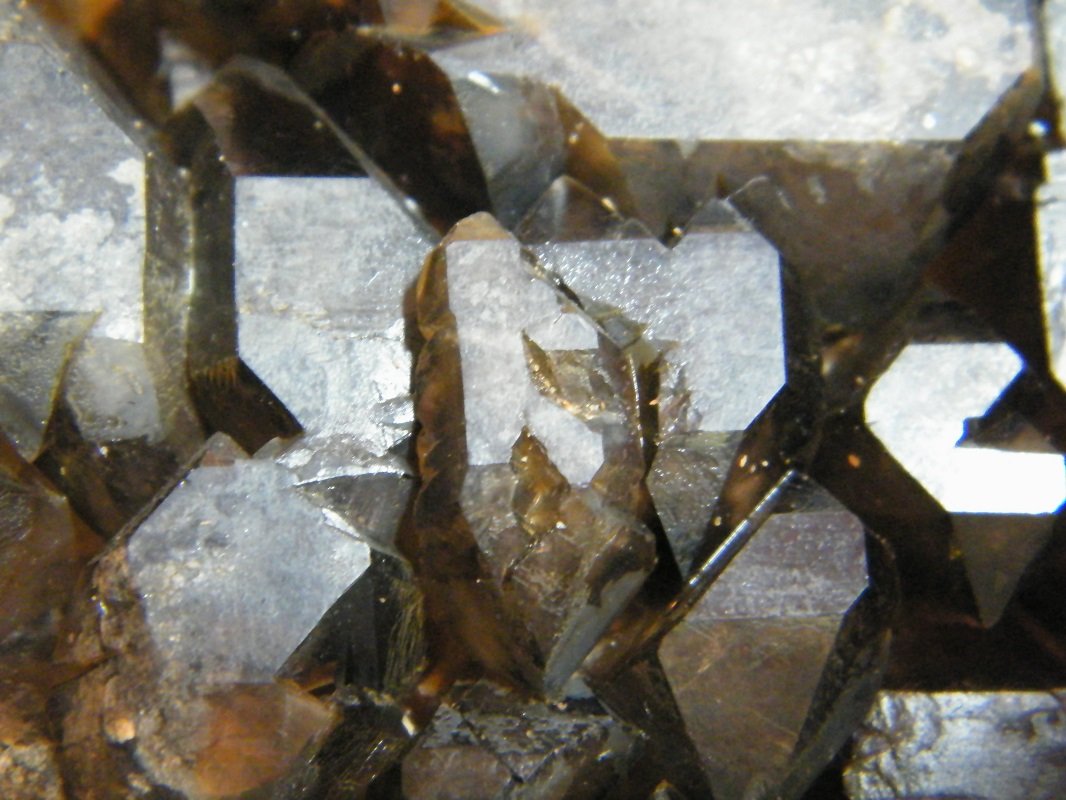 Quartz (variety smoky)
160x110x80mm
(Autor: Heimo Hellwig)