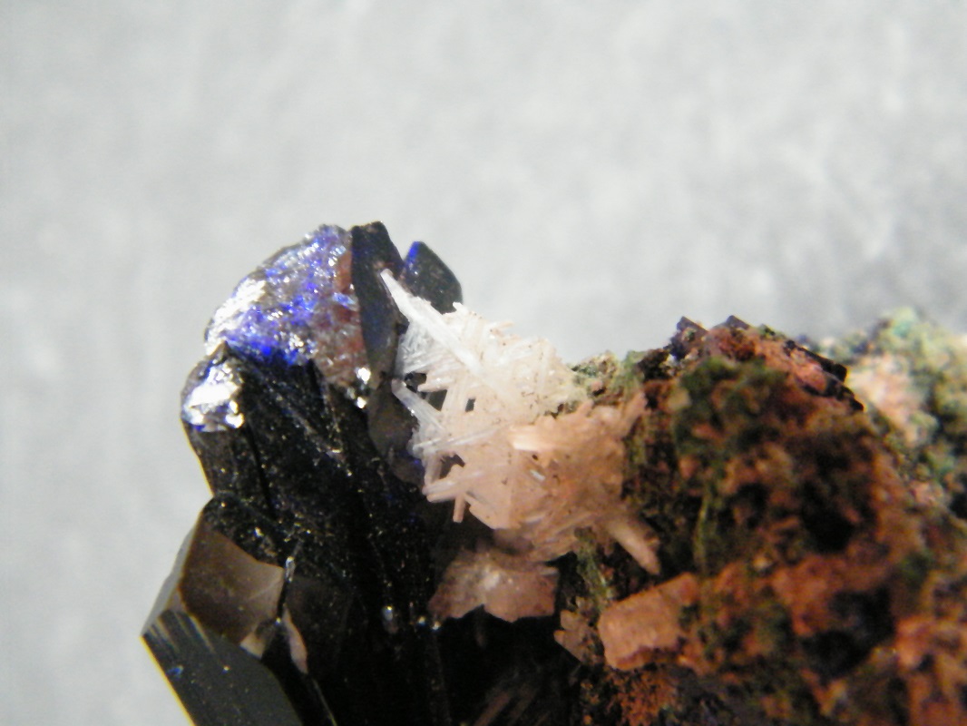 Azurite and Cerussite
40x30x30mm
(Autor: Heimo Hellwig)
