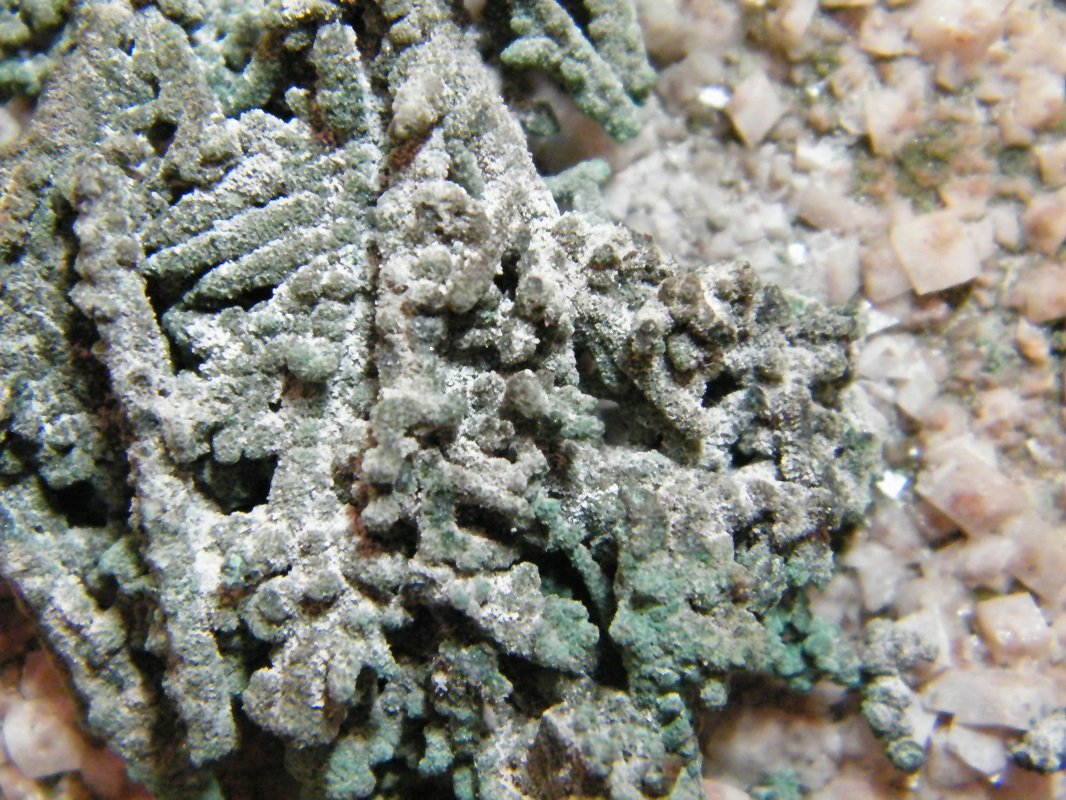 Copper, Calcite
90x110x30mm
(Autor: Heimo Hellwig)