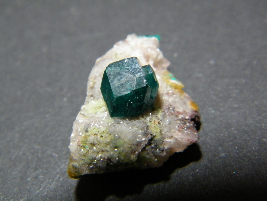 Dioptase
20x15mm
(Autor: Heimo Hellwig)