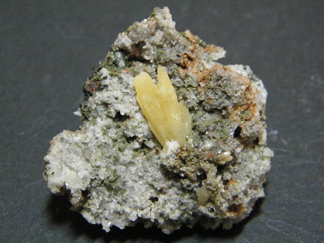 Mimetite
40x40x15mm
(Autor: Heimo Hellwig)