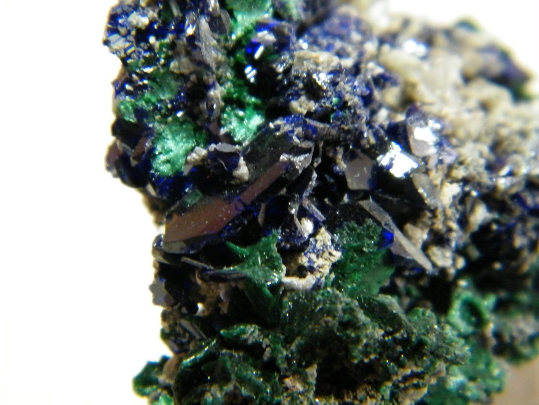 Azurite, Malachite, Cerussite
45x35x25mm
(Autor: Heimo Hellwig)