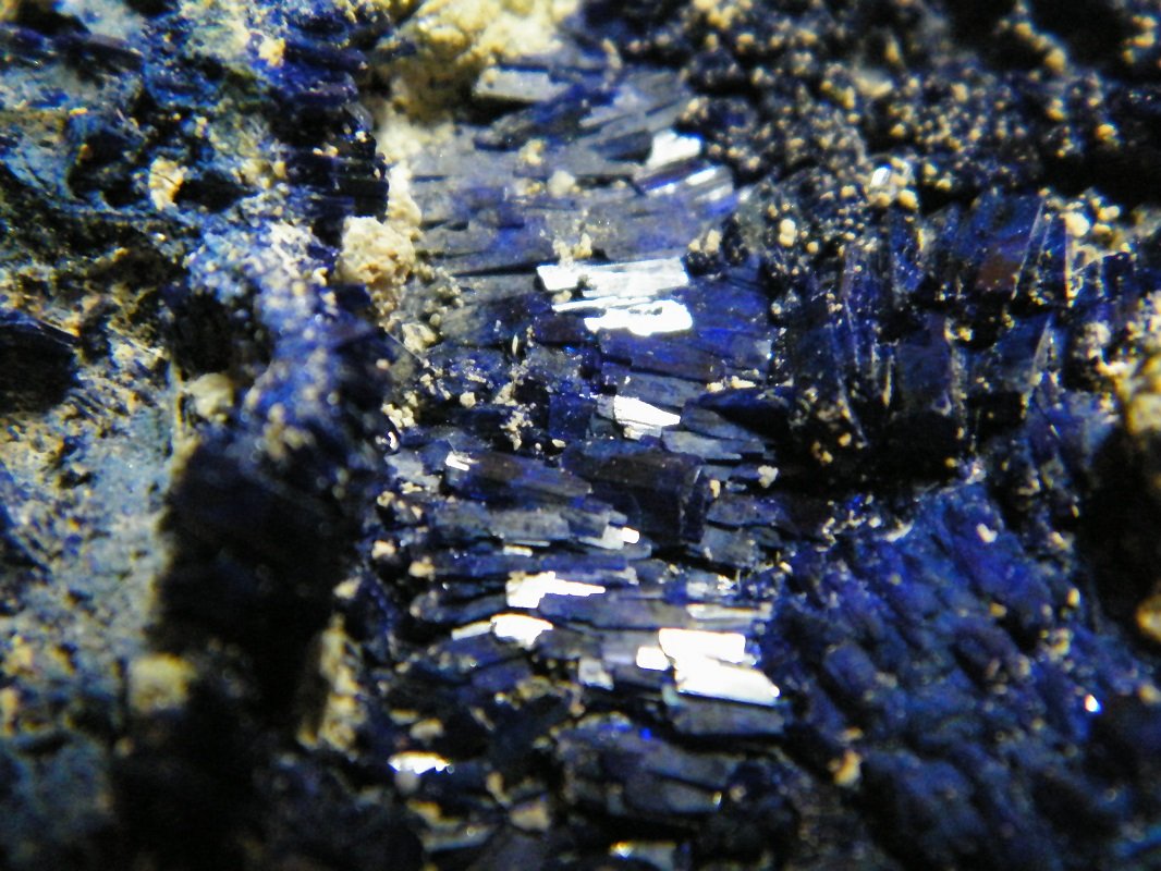 Azurite
90x65x35mm
(Autor: Heimo Hellwig)