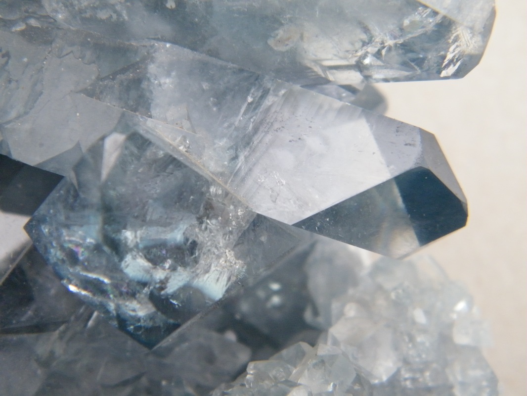 Celestine
180x150x130mm
(Autor: Heimo Hellwig)