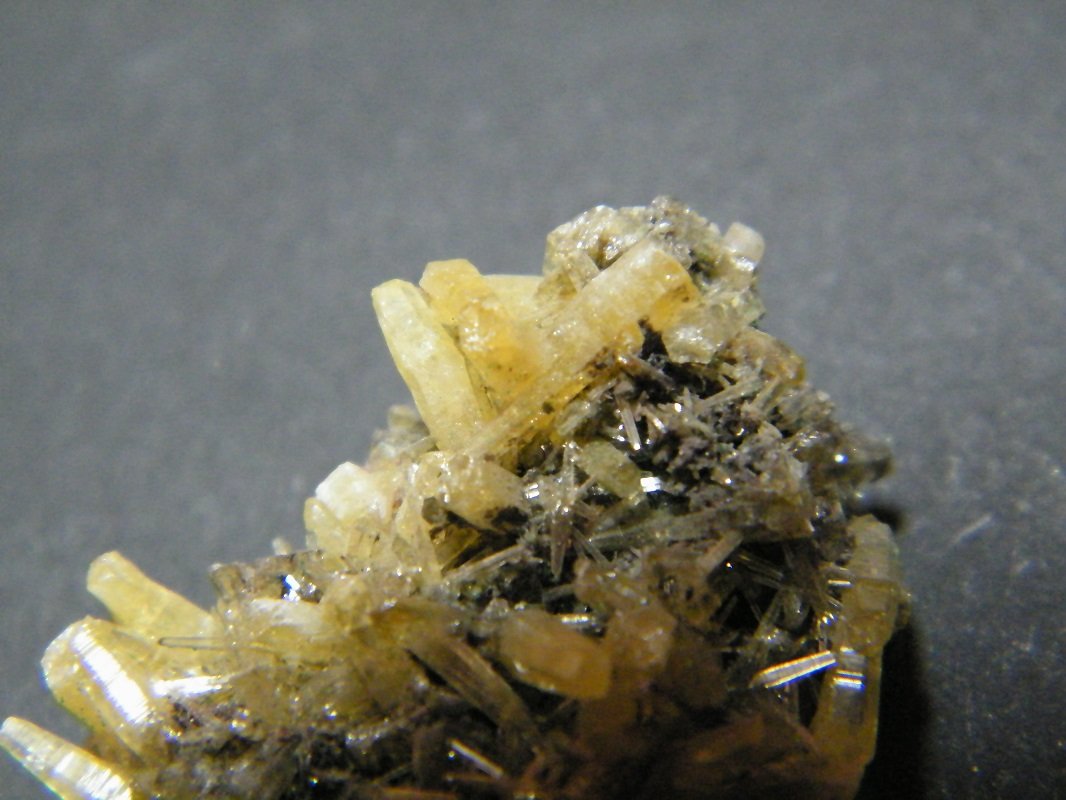 Mimetite
25x20x10mm
(Autor: Heimo Hellwig)