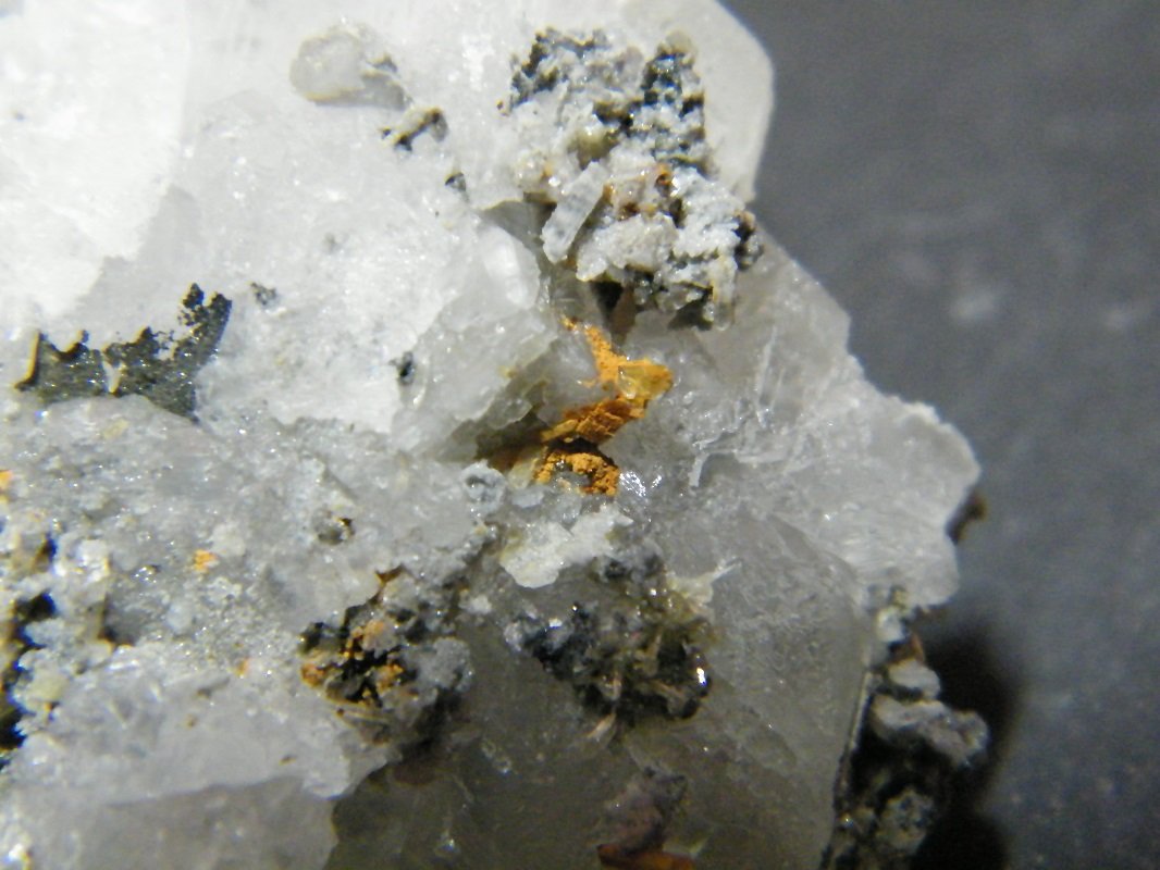 Cerussite
40x45x20mm
(Autor: Heimo Hellwig)