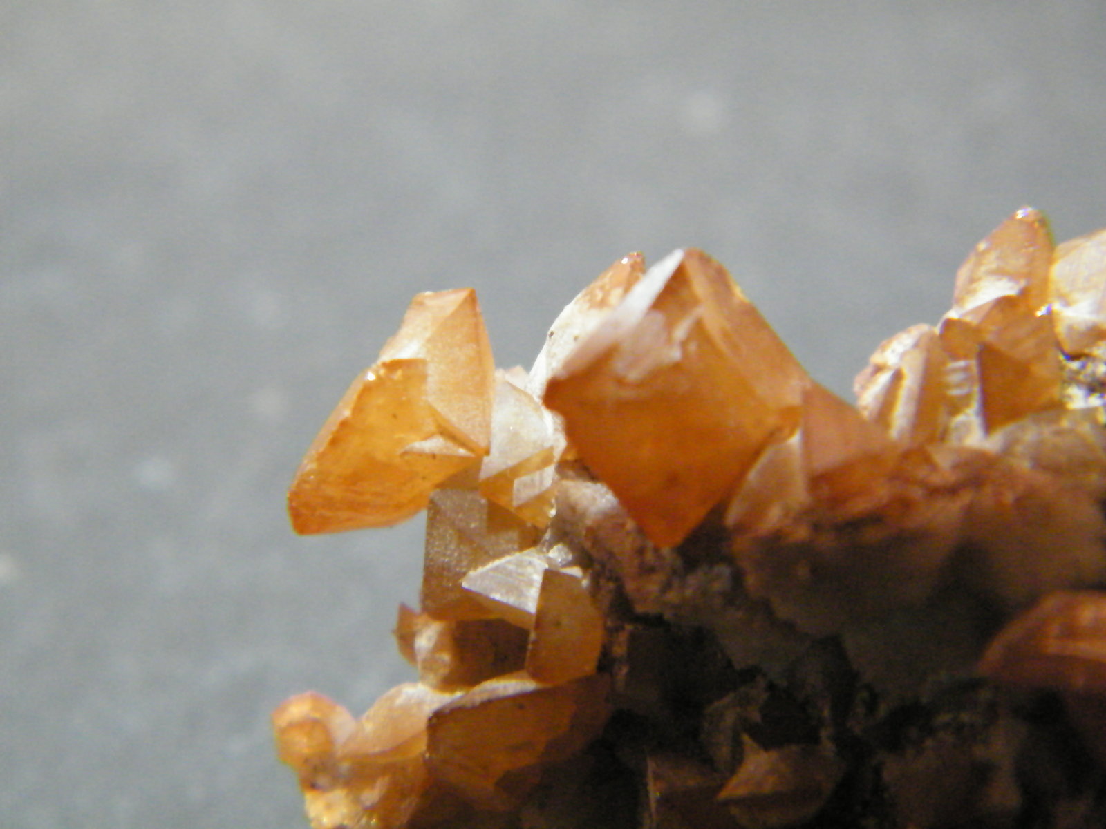 Wulfenite
45x30x20mm
(Autor: Heimo Hellwig)