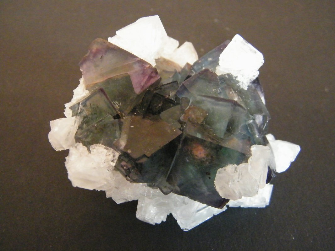 Fluorite, Quartz
90x70x45mm
(Autor: Heimo Hellwig)