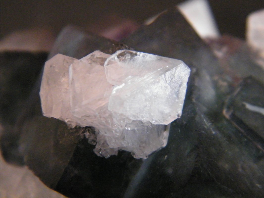 Fluorite, Quartz
90x70x45mm
(Autor: Heimo Hellwig)